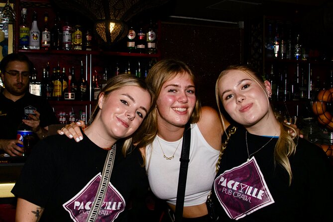 4 Hours Paceville Pub Crawl - Meeting at Black Bull: getting pulled into the group fast