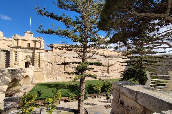 Best of Mdina and Rabat Walking Tour - Entering Mdina From the Main Gate, in the right order