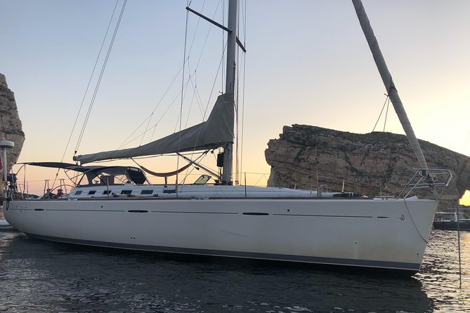 Best sailing adventure with Malta Sailing Experiences - Getting to Roland Marinaix and starting on easy mode