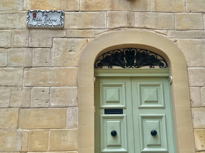 Birgu: 3 Cities Walking Tour With Inquisitors Palace Entry - Victory Square and the WWII layer in Birgu
