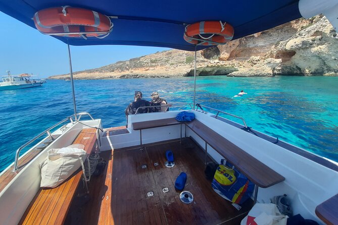 Boat Charters Blue lagoon, Crystal Lagoon, Comino, Malta 4hr trip - Saint Mary’s Battery and the south-channel swimming scene