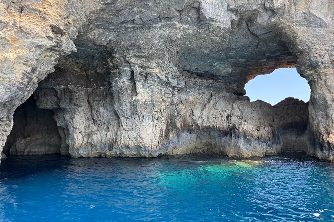 Comino Islands Private Boat Tour Ebsons Ferry - Santa Maria Caves: a short view stop with real atmosphere