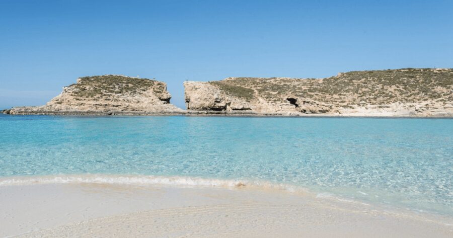 Comino's Best in a Flash: Caves, Coves & Beaches Boat Tour - A 1-hour Comino shortcut that actually feels private