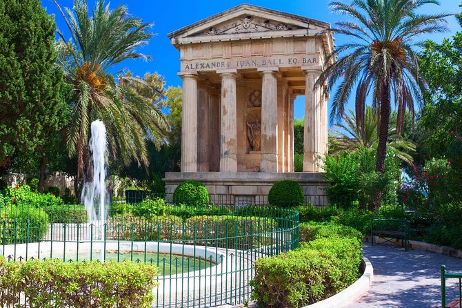 Deluxe Malta Tour for Cruise Passengers - Getting picked up at Valletta Cruise Port, without losing your nerve