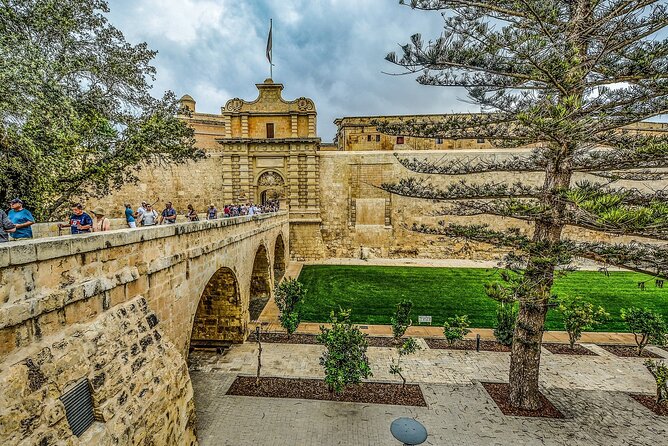 Discover Mdina & Rabat Private Walking Tour - Mdina Gate start: simple logistics for a smooth walk