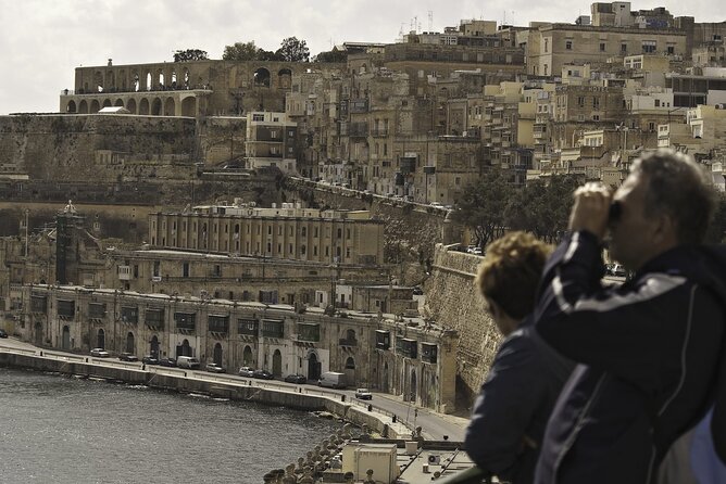 Discover Valletta Private Walking Tour - Insider Tour - Upper Barrakka Gardens: the harbor view that re-centers everything