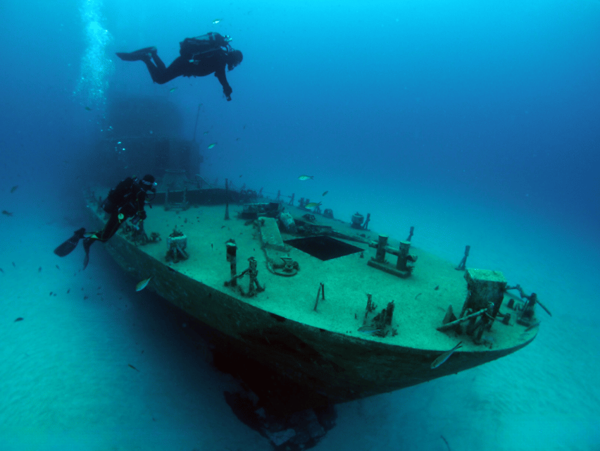 DiveSnap Underwater Sports Thrills:Lantern Point & P31 Wreck - Lantern Point and the P31 Wreck option, how to think about it