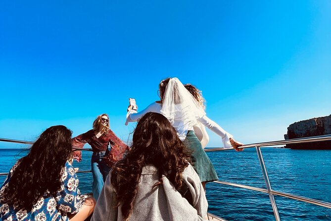 Explore Comino, Blue Lagoon & Caves - Private speed boat - A private speed boat loop around Comino and the caves