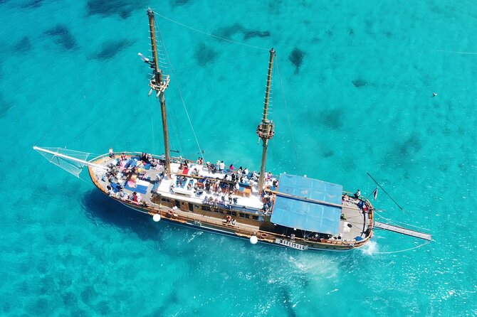 Fernandes Gozo & Comino - Getting Picked Up and Planning Your 10:00 AM Start