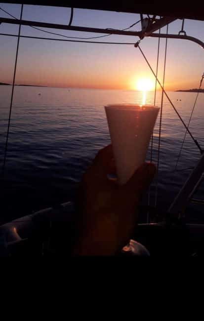 From Mellieha Bay Malta : Blue Lagoon Sunset Cruise - From Mellieha at golden hour: beating the daytime crowd