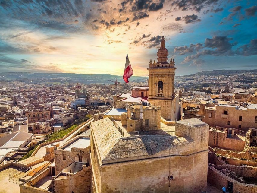 From Sliema: Gozo, Comino & The Blue Lagoon Boat & Bus Tour - Mgarr Harbour to Victoria: the minibus ride and photo stop