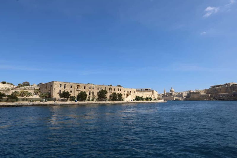 From Sliema: Traditional Harbour Cruise (CMO) - The circuit through Senglea, Cospicua, and Kalkara