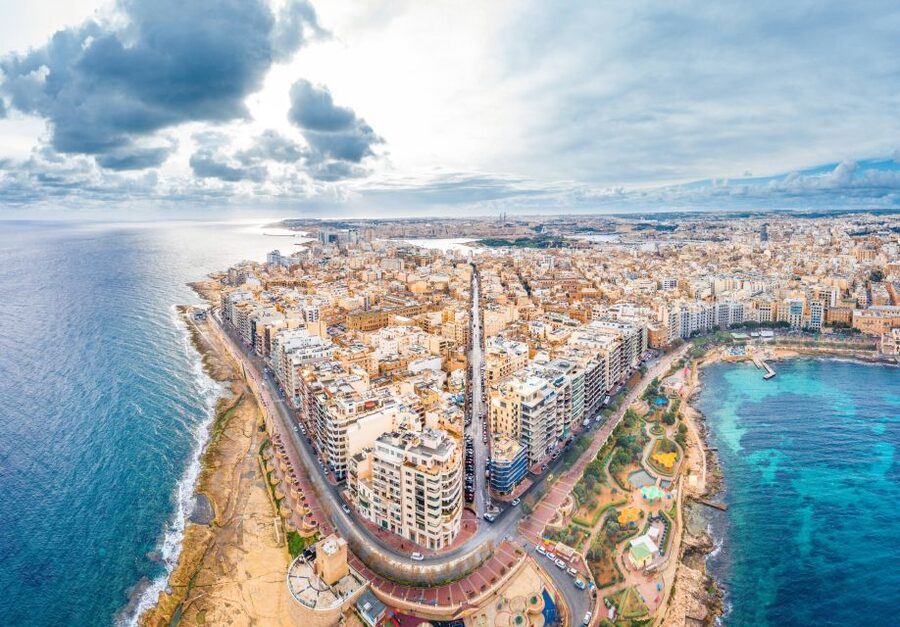 From Sliema: Valletta and the Three Cities Scenic Cruise - Photography and crowds: how to get the best shots without losing your mind