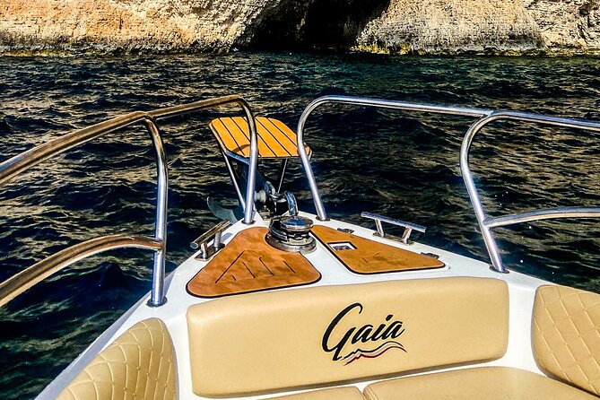 Full Day Malta Private Boat Tour Blue Lagoon Comino and Gozo - Cominotto: the small island with the movie-tunnel feel