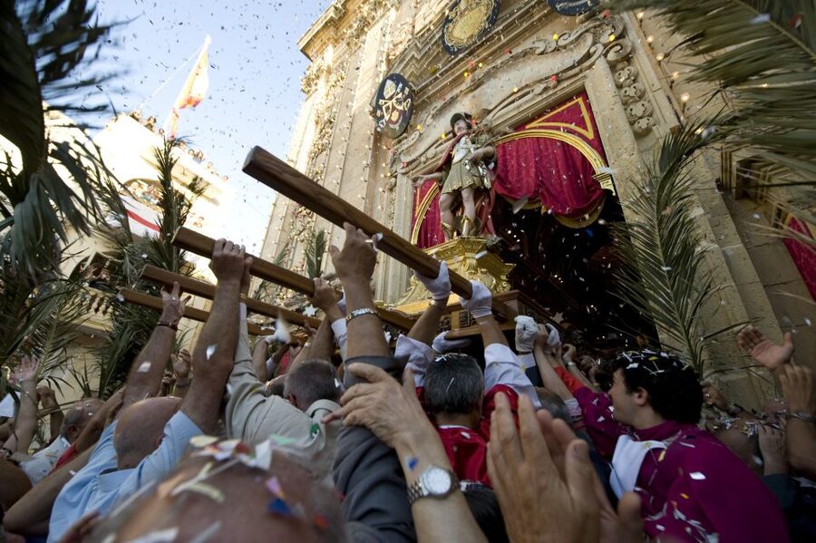 Good Friday Easter Procession with Commentary and Transport - Key highlights at a glance