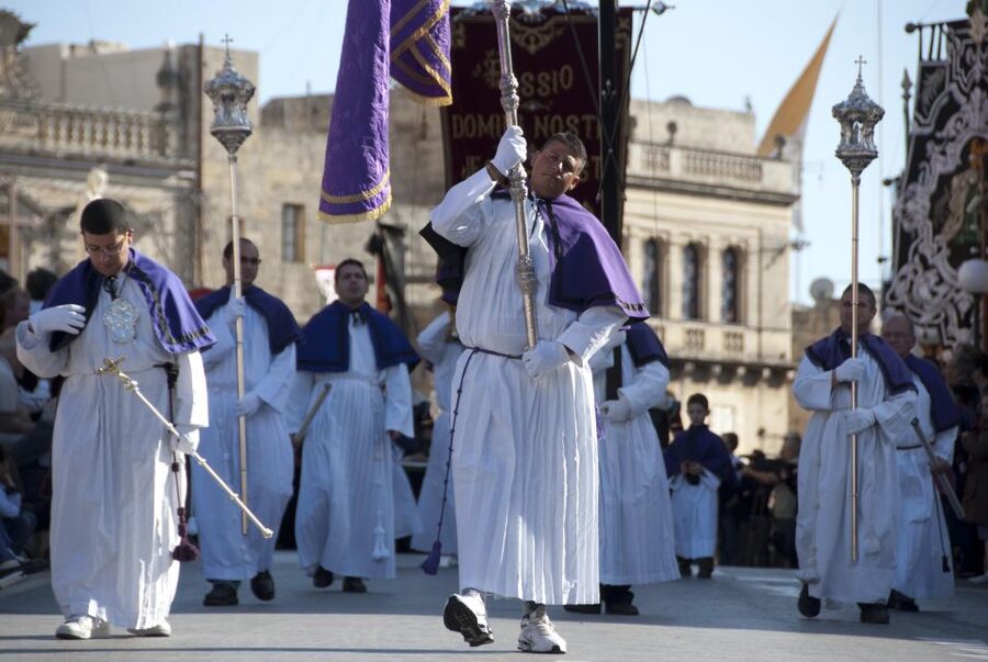 Good Friday Easter Procession with Commentary and Transport - Who This Tour Is Best For