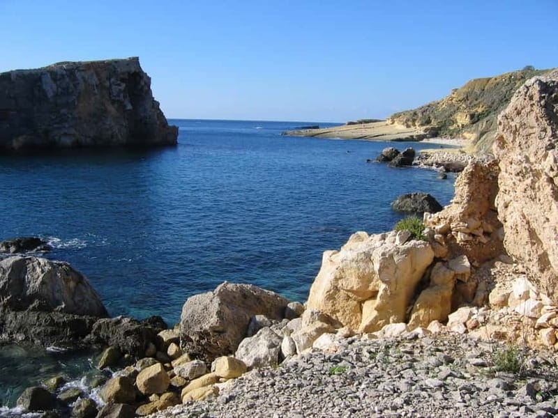 Gozo: 1 Hour Kayak plus +Cave Tour + Drop off Blue Lagoon - The quick cave stop: Santa Maria Caves by boat
