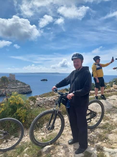 Gozo: E-Bike Guided Tour - Stop 3: Wied il-Mielaħ and the limestone arch photo moment