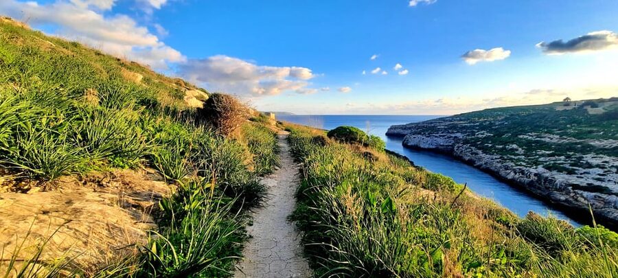 Gozo Unveiled Hiking: A Guided Hike Tour in Gozo- South East - South Gozo Hiking, with Cave Views and Real Valley Time