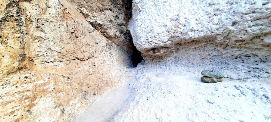 Gozo Unveiled Hiking: A Guided Hike Tour in Gozo- South East - Ras il-Ħobż Bay, Salt Pans, and Traditions You Can Actually See