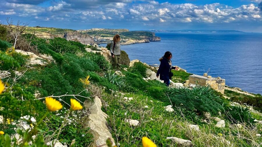 Gozo Unveiled Hiking: A Guided Hike Tour in Gozo - The West - Stopping at the Famous Window Viewpoint, With a Proper Break