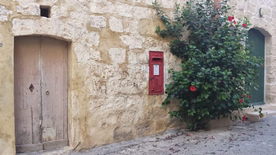 Gozo Victoria Walking Tour - How the guide turns landmarks into understanding