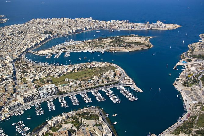 Grand Harbour & Marsamxett harbour cruise guided tour including transport - Pickup and Air-Conditioned Transport, Without the Headache