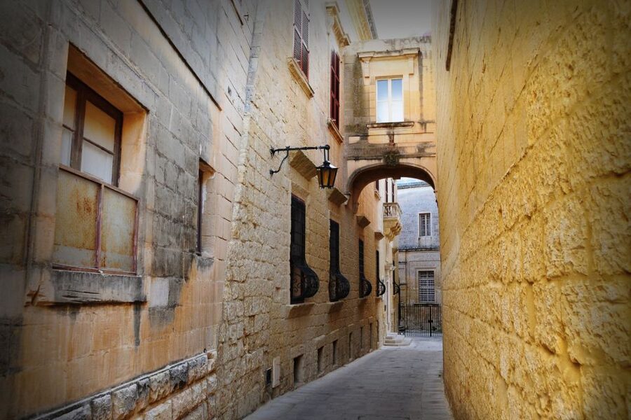 Half-Day Tour of Mosta, Ta'Qali Crafts Village & Mdina - Your four-hour Malta circuit, pickup to panoramic Mdina