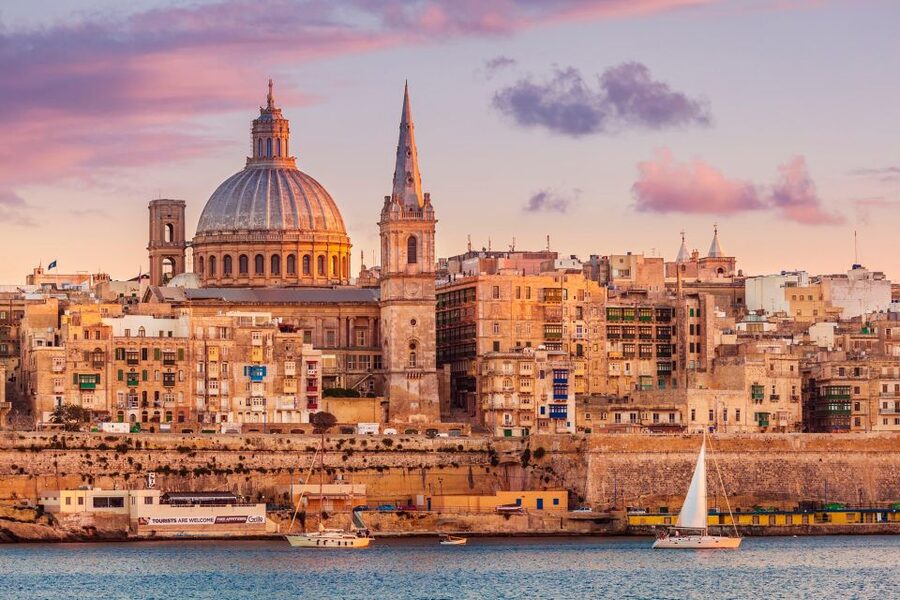 Highlights of Malta Tour:Icons and Experiences of the Island - Who you’re traveling with: the driver-guide makes a difference