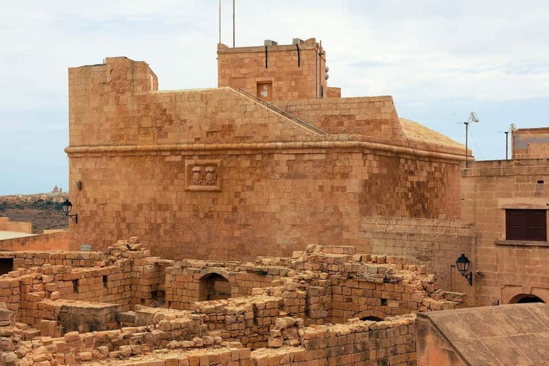 iSeeGozo Day Pass with Ferry & Gozo Bus Hop-On Hop-Off (CMO) - Your Gozo Targets: Cittadella, Ta’ Pinu, Xlendi Bay