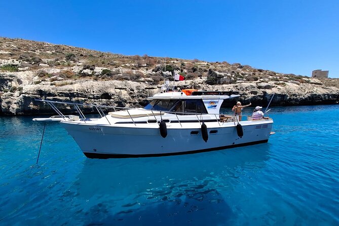 Luxury Private Boat Tour: Comino, Gozo & Stunning Lagoons - L-Għar ta’ Bla Saqaf and Comino’s Cliff Line: The Best Kind of Quick Stop