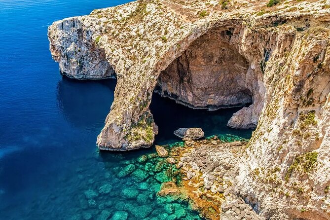Magic of Malta : A Cruise Passenger's Dream Day - A comfortable coach rhythm between Valletta and Mdina