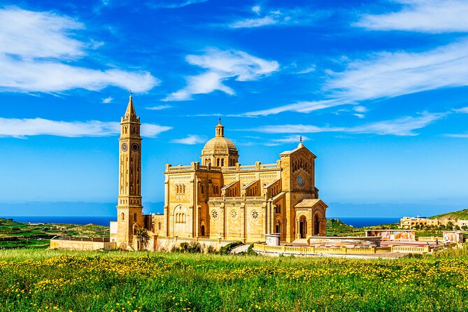 Magic of Malta : A Cruise Passenger's Dream Day - St. Paul’s Cathedral exterior stop: impressive facade, limited ticket value