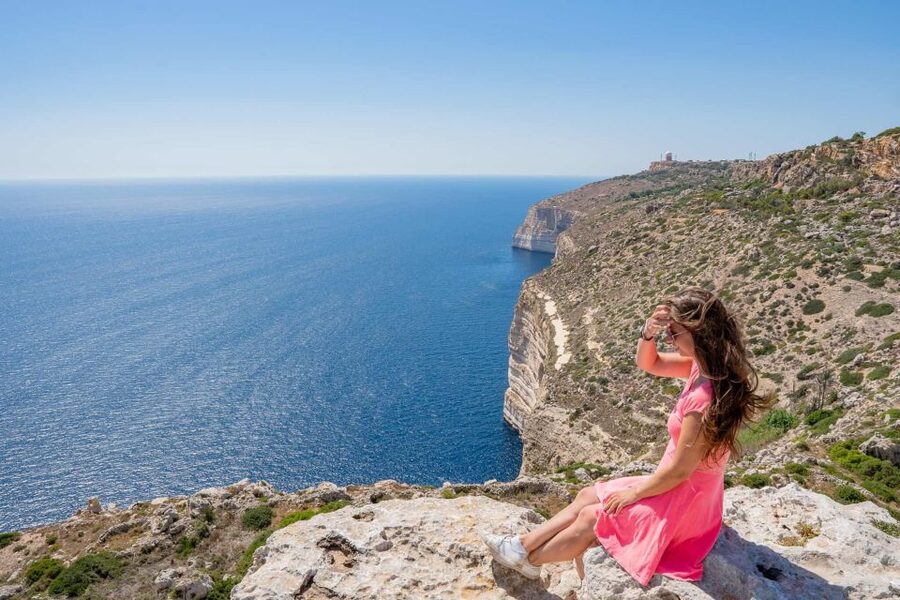 Malta: 5-Day Tours Package with Gozo Island and Transfers - Marsaxlokk harbor, luzzus boats, market time, and the Blue Grotto option