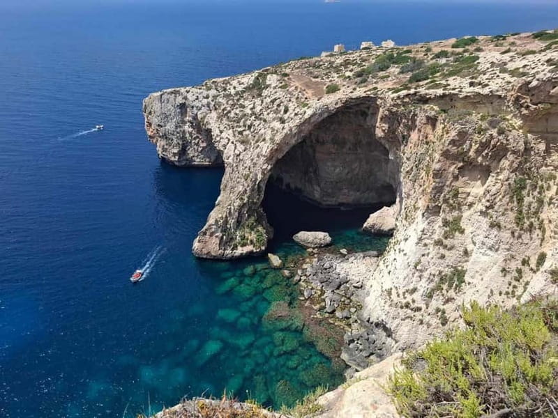 Malta: 5 hr Vintage Bus Tour - Mdina & Blue Grotto inc. food - Key Things That Make This Tour a Smart Malta Day