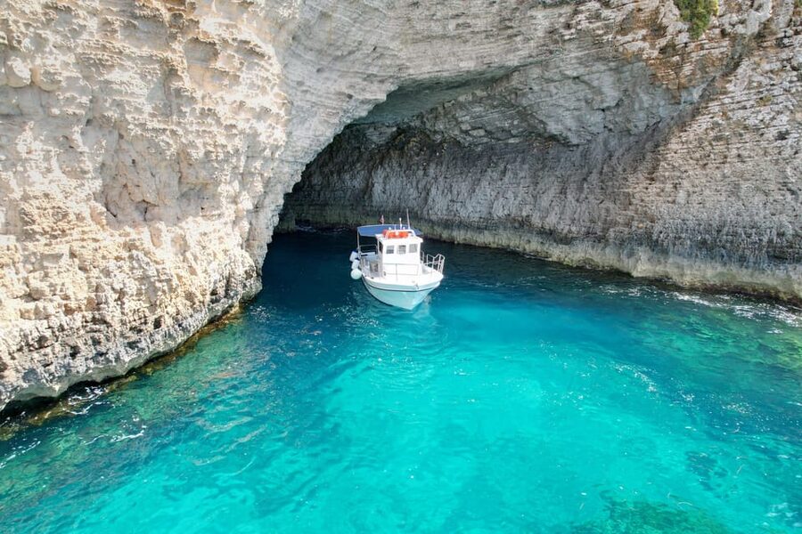 Malta: Blue Lagoon, Comino & Gozo – Private Boat Experience - Price, group size, and what you’re really paying for