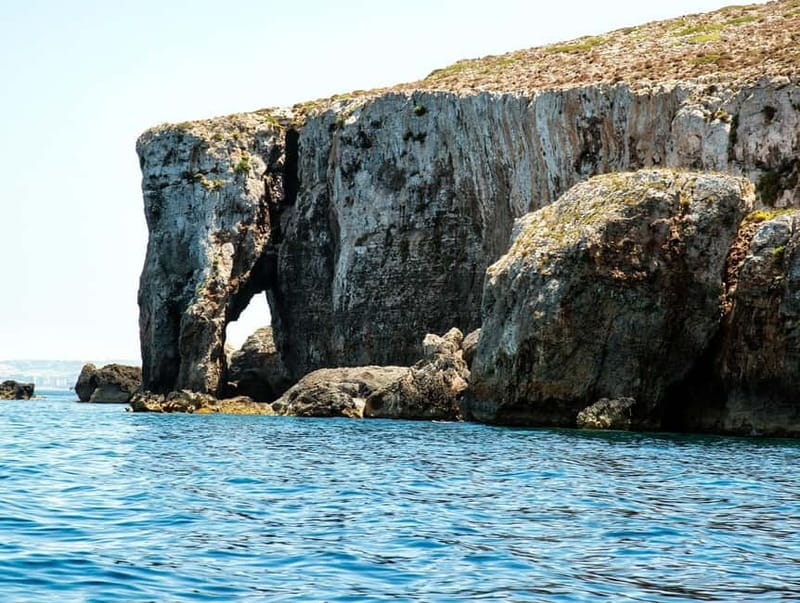 Malta: Comino, Blue & Crystal Lagoon, Gozo & Seacaves - Safety, comfort, and the fun stuff onboard (yes, the top-deck jump)