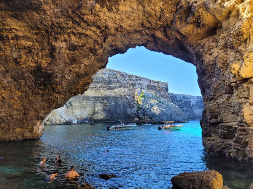 Malta: Comino, Blue lagoon, Crystal Lagoon Private Boat Tour - Getting to the boat: Cirkewwa, fast meeting, and an easy start