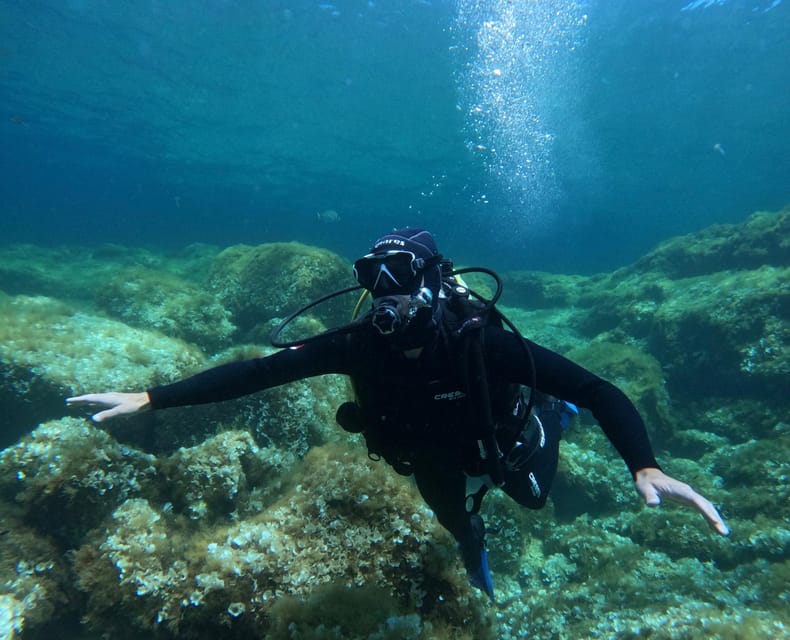 Malta: Discover Scuba Diving in crystal clear waters - Underwater practice at a shallow, beginner-friendly site