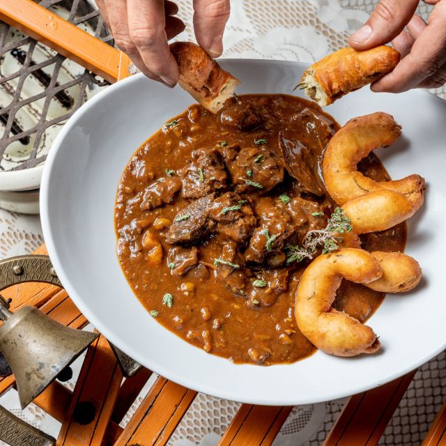 Malta: Folklore Dinner Show at a Traditional Restaurant - Should you book Ta’ Marija’s folklore dinner show?