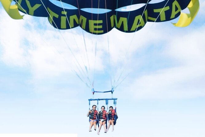 MALTA - Go & Fun Parasailing Free Photos & Videos - The 12-Minute Flight: What You Really Experience Up There
