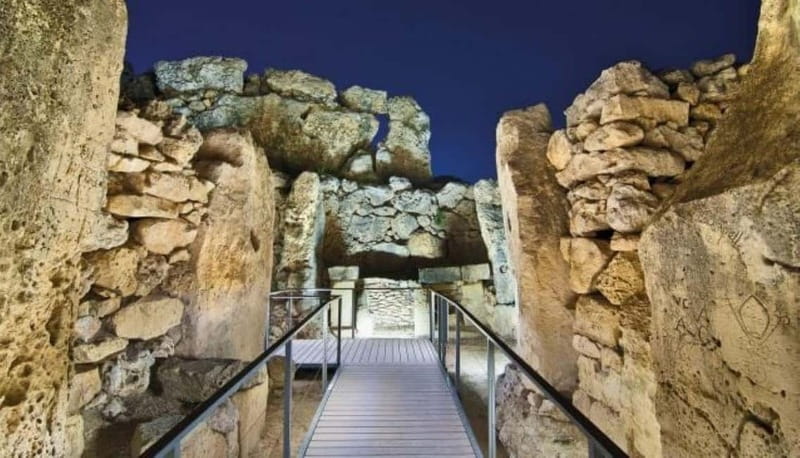 Malta: Gozo 4x4 Jeep Tour Comino & Crystal Lagoon Cave - Xewkija wine and Mariblu lunch: the best reset point on a long day