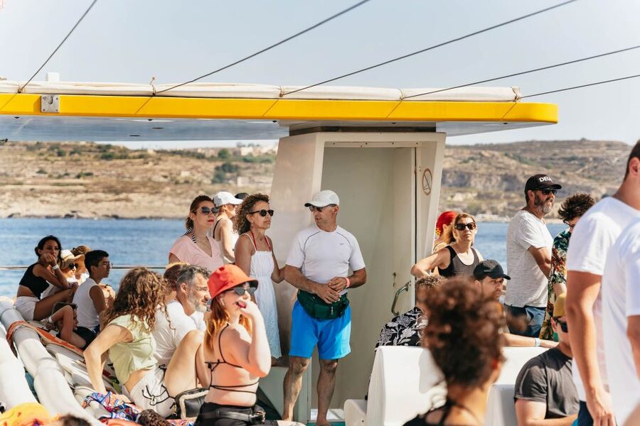 Malta: Gozo & Comino Islands, Blue Lagoon & Seacaves Tour - Blue Lagoon: your one-hour swim stop and how to get the most from it