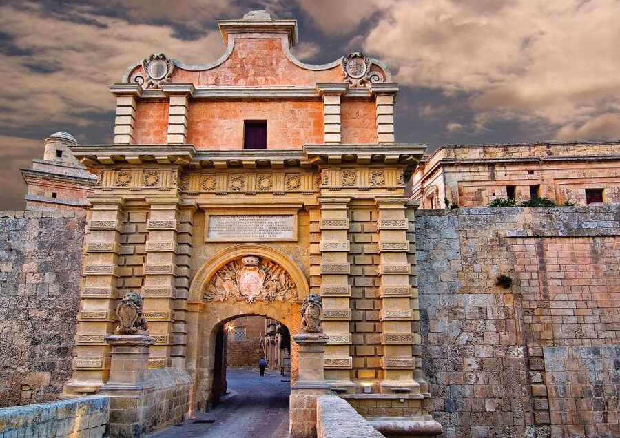 Malta: Highlights of Malta & Mdina Full Day Tour with Lunch - Mosta Rotunda, the Mosta Dome: why the architecture hits hard
