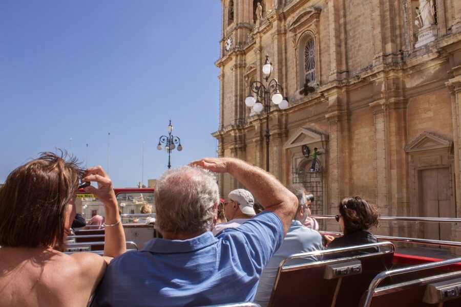 Malta: Hop-On Hop-Off Bus Tours - Timing rules that keep the day from feeling rushed