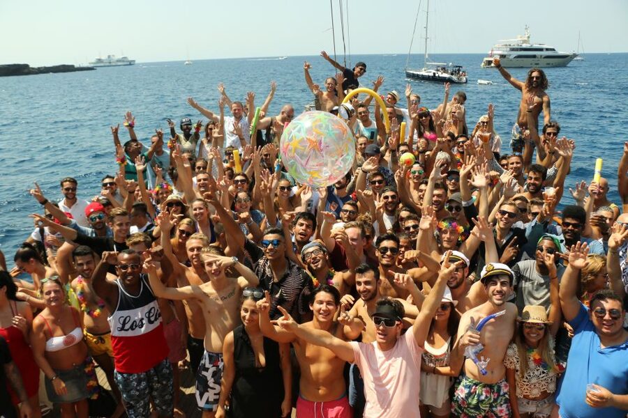 Malta: Lazy Pirate Boat Party with Drinks & Food - What to pack: towel, and keep it simple