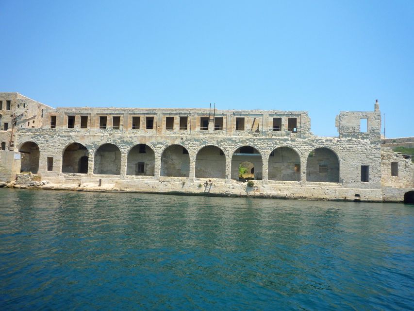 Malta: Panoramic Cruise around Malta's Harbours and Creeks - Marsamxett Harbour and Valletta Creeks: Sea-Level Views You Can’t Fake