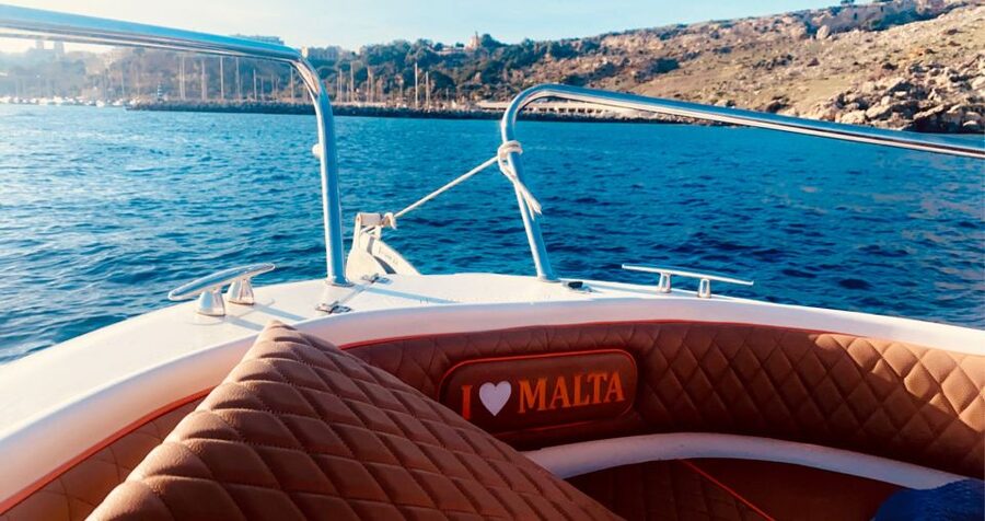 Malta: Private Boat Charter to Blue-Lagoon, Gozo & Comino - Comino Highlights: Blue Lagoon and Cominotto Without the Stampede