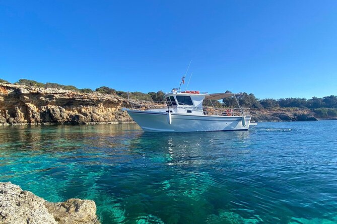 Malta: Private Boat Trip & Cruises Comino, Blue Lagoon, Gozo - Why this private Comino and Gozo day feels calmer