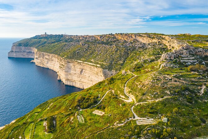 Malta Private Tour at Blue Grotto, Mdina and Ħaġar Qim - Ħaġar Qim and Mnajdra: prehistoric temples with a clear extra-fee plan